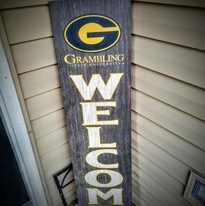 Meet your Posher, Dyron